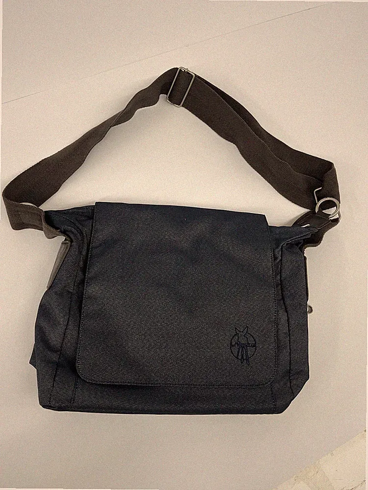 Lässig Wickeltasche Umhänge Tasche Babytasche Auch Für Kinderwagen Wie Neu