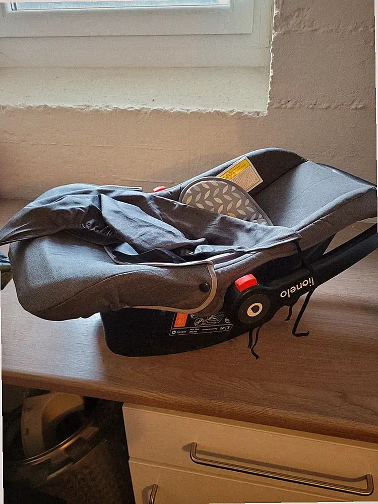 Lionelo Noa Plus Babyschale, Kindersitz, Sehr gute Zustand
