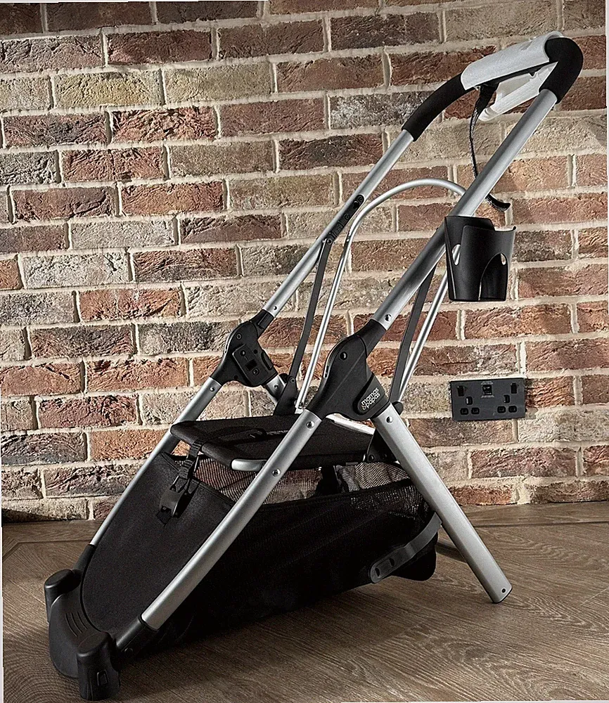 ⭐️ Mamas & Papas ARMADILLLO CITY2 GREY CHASSIS Henkelkorb Schrittgeschirr NEU