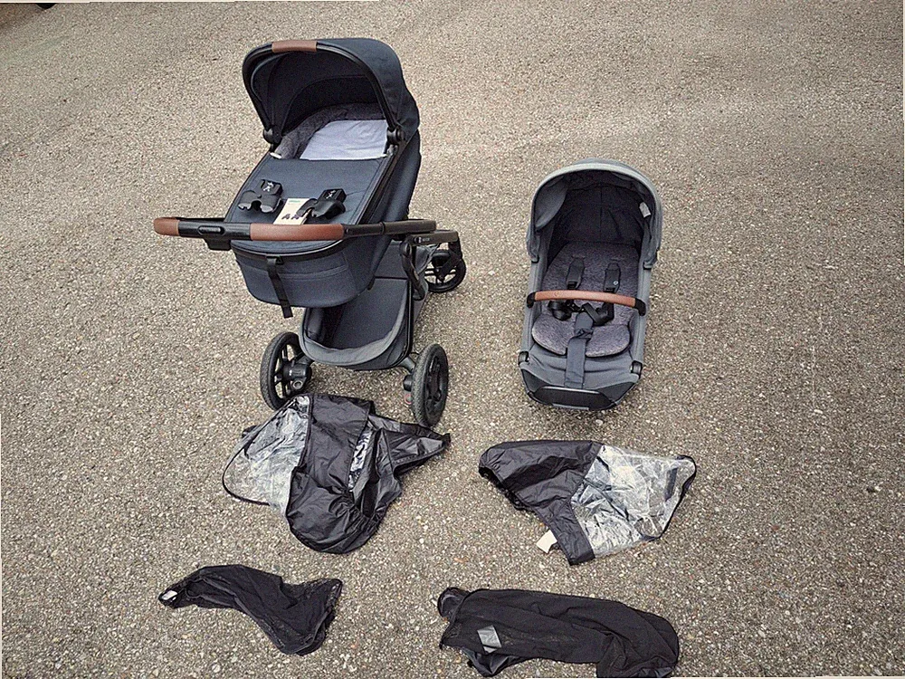 ⭐️Maxi Cosi Lila XP Kinderwagen Essential Graphite