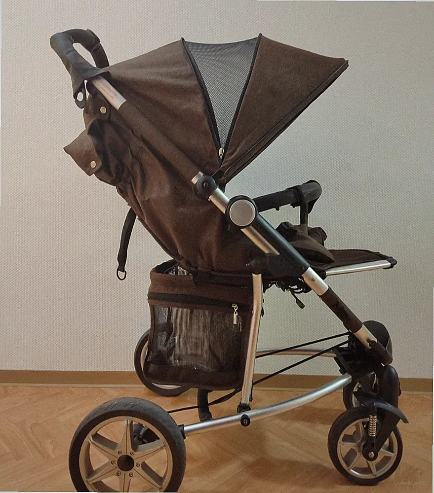 Moon Flac City Kinderwagen Buggy Faltbar Babybuggy Braun mit Sicherheitsgurt