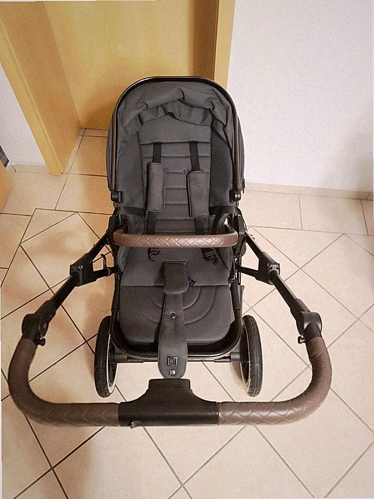 Moon Kombikinderwagen Rocca Edition 2022 inkl. Adapter für fast alle Babyschalen