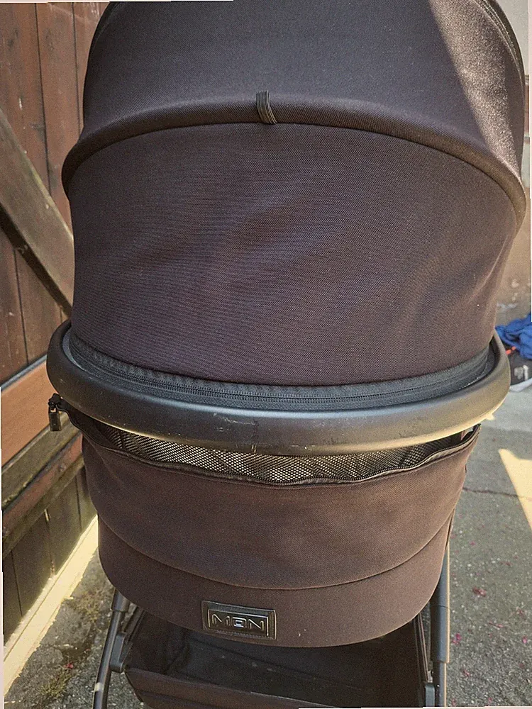 MOON Kombikinderwagen & Sportwagen faltbar mit Babywanne, schwarz, Einsitzer