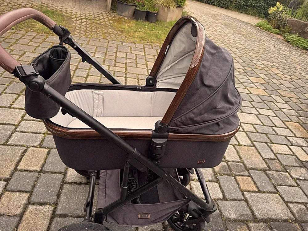 Moon Nuova Kinderwagen mit Buggy