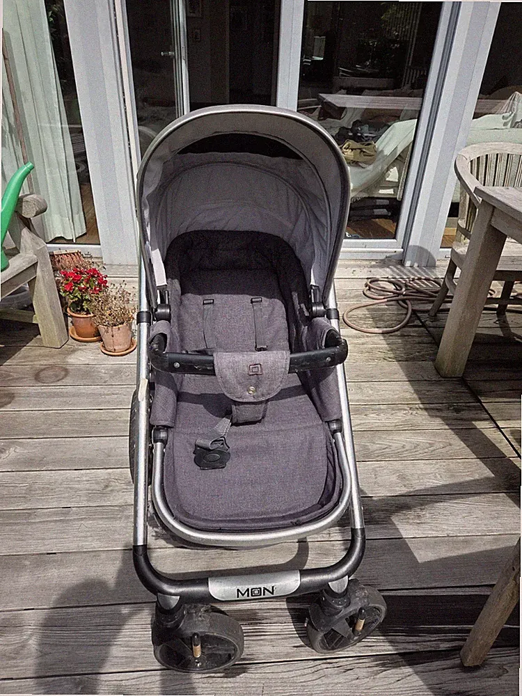 Moon Resea Kinderwagen / Buggy Grau Mit Liegefunktion