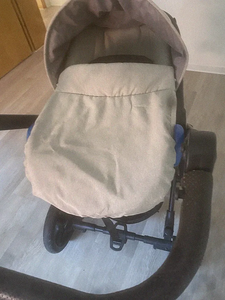 My Junior 3in 1 Kombi-Kinderwagen mit Auto-Babyschale - Braun/Gold