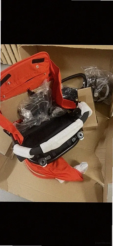 NEU Cybex Agis M-Air 4 Kinderwagen Buggy Rot OVP Unbenutzt