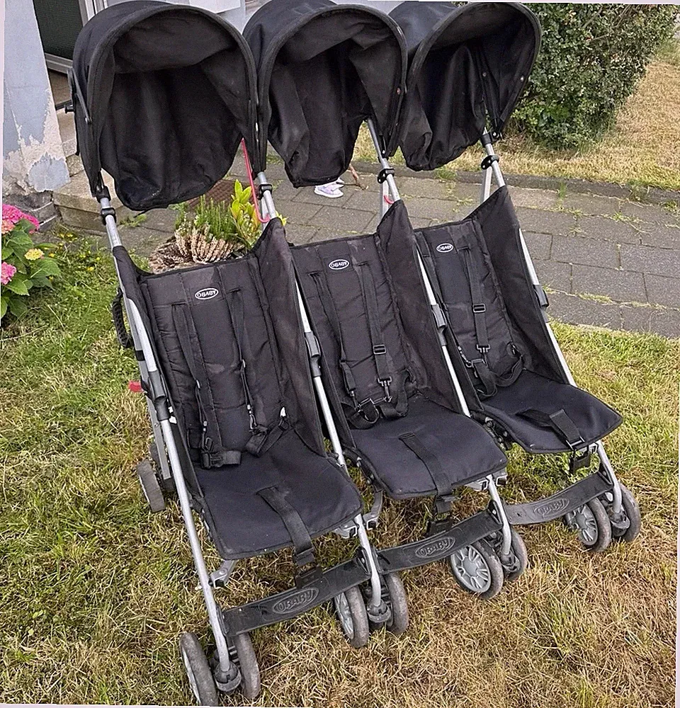 OBaby Buggy/Kinderwagen Dreisitzer (3 Sitze) klappbar, Schwarz, Unisex