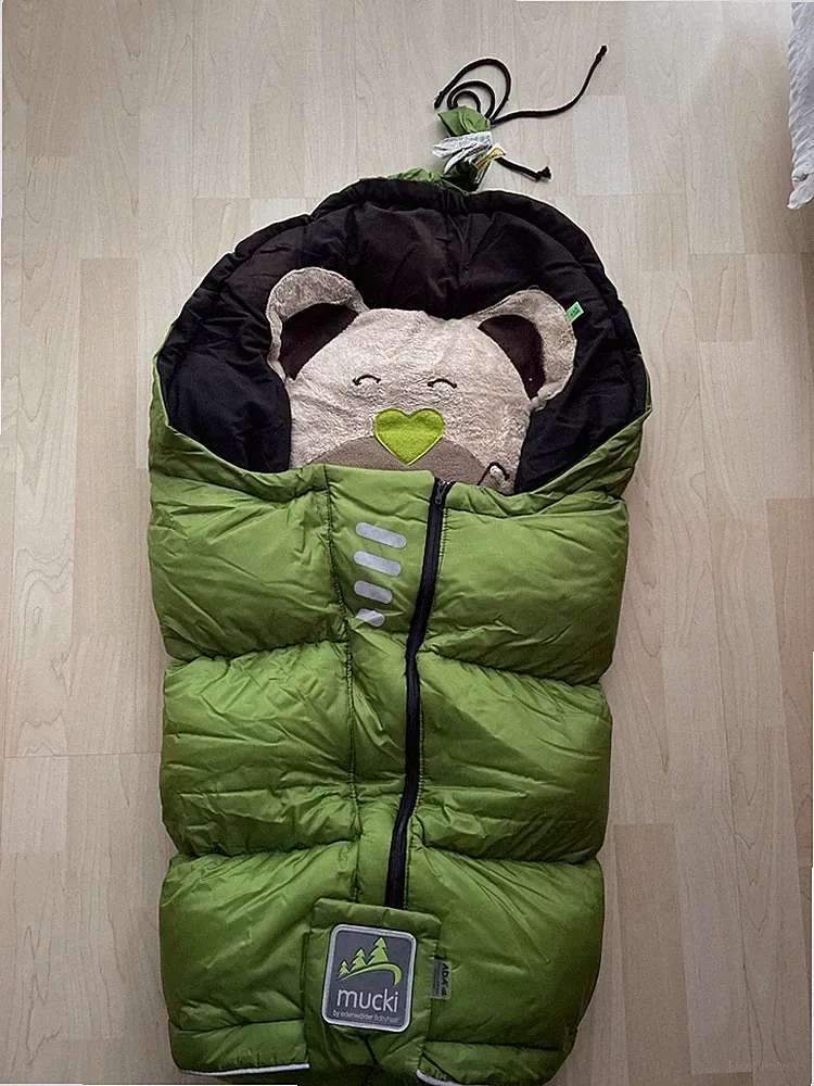 ODENWÄLDER Babynest Fußsack Mucki L Muckitex Grün Bär Kinderwagensack
