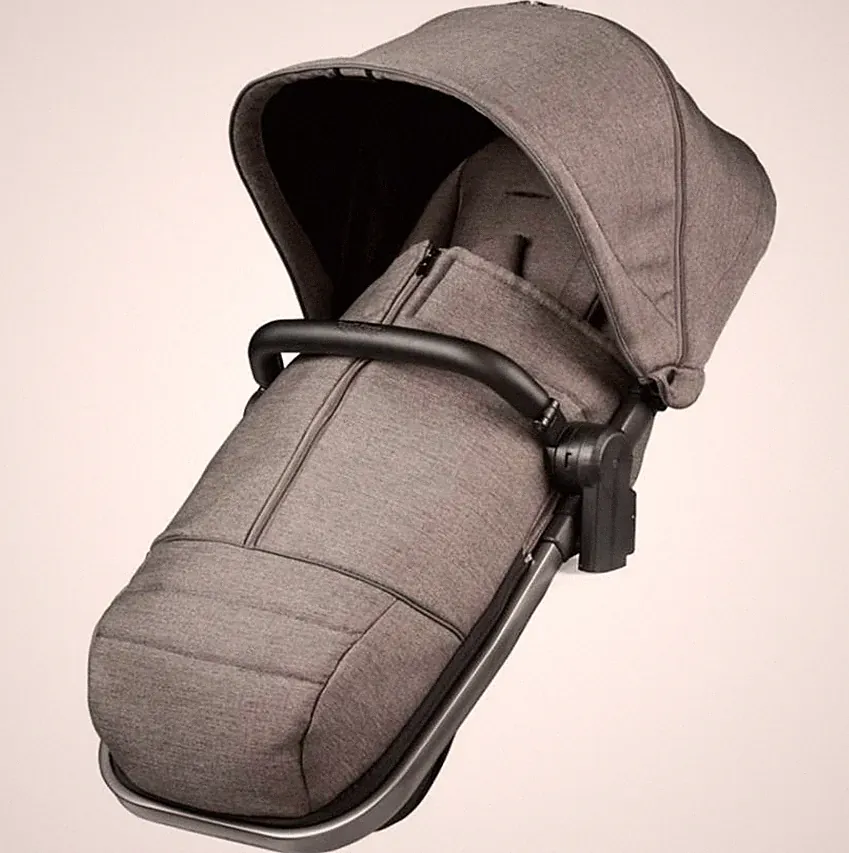 Peg Perego Zweitsitz Ypsi City Grey Kinderwagensitz Sitzen Entspannen Ausruhen