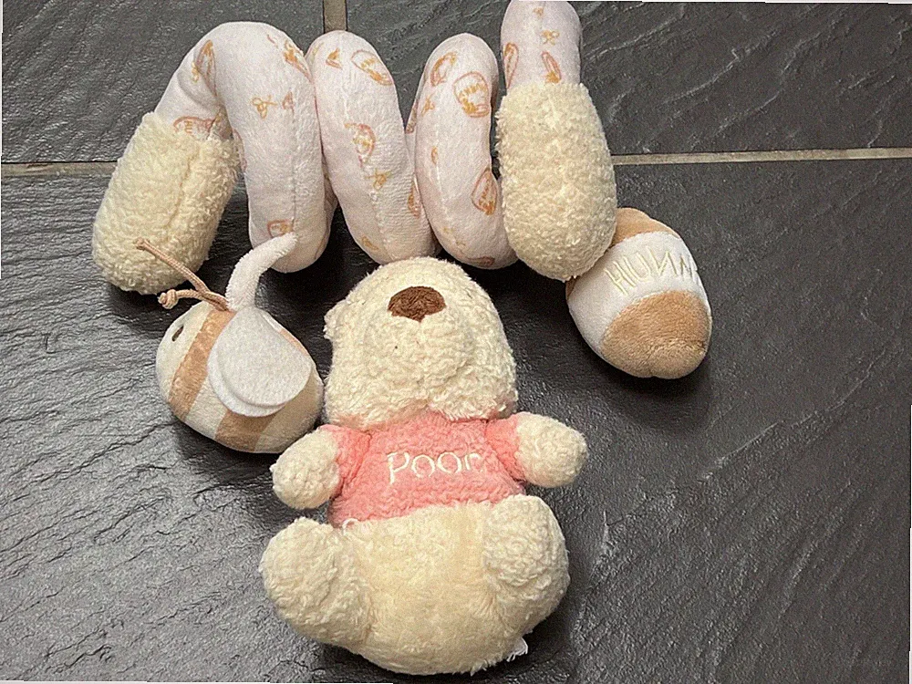 Primark Disney Winnie Puuh Kinderwagen Autositz Spiral Activity Baby Spielzeug selten gut