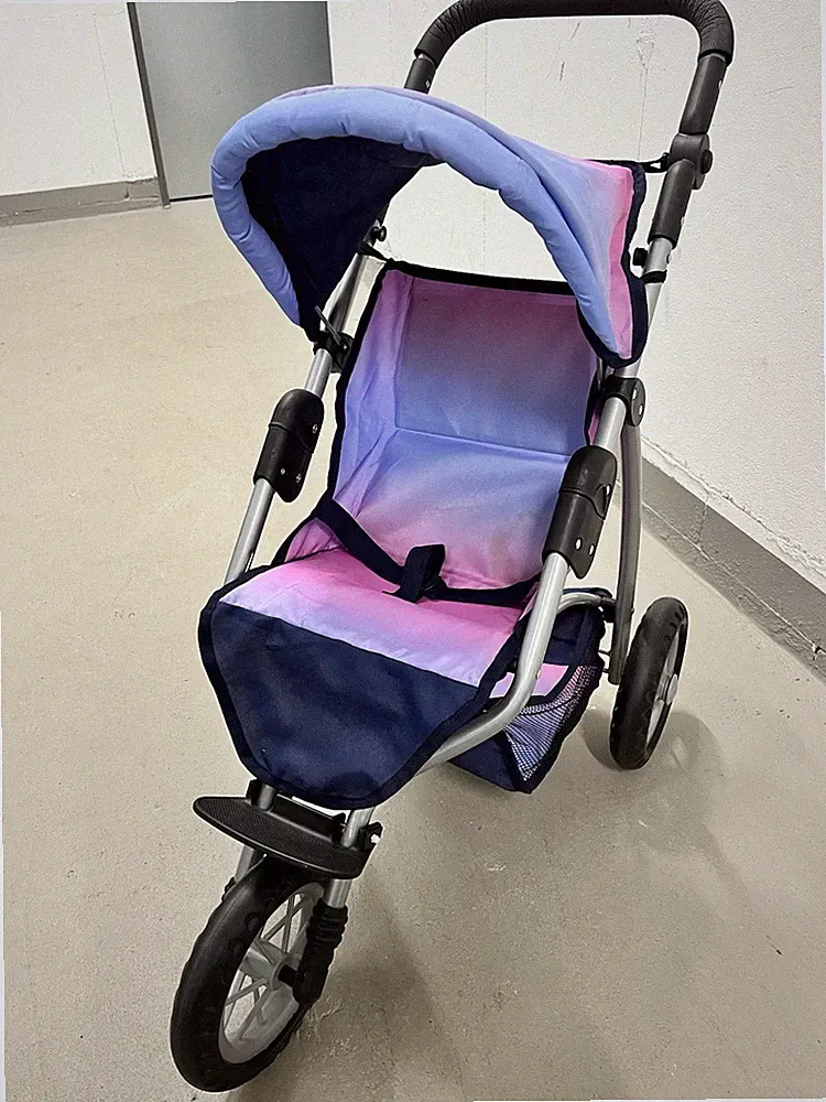 Puppenwagen Jogger mit Verdeck – klappbar – guter Zustand, Kleine Verfärbung