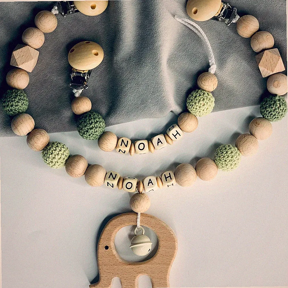Schnullerkette & kinderwagenkette mit Namen Natur Holz schöne grün Töne. NEU!!!