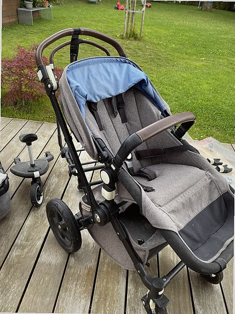 Sehr gut erhaltener Bugaboo,viel Zusatzmaterial inklusive Board u. Ersatzgestell