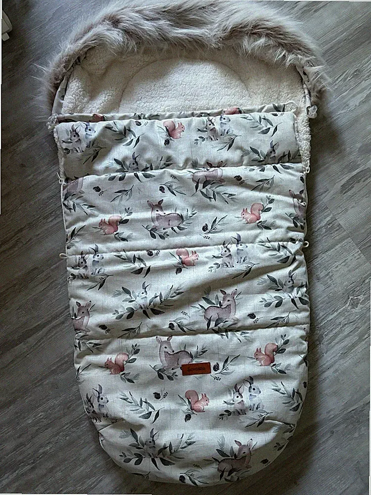 Sensillo Kinderwagen-Fußsack Winter Fleece mit Kunstfellrand Waldtier beige