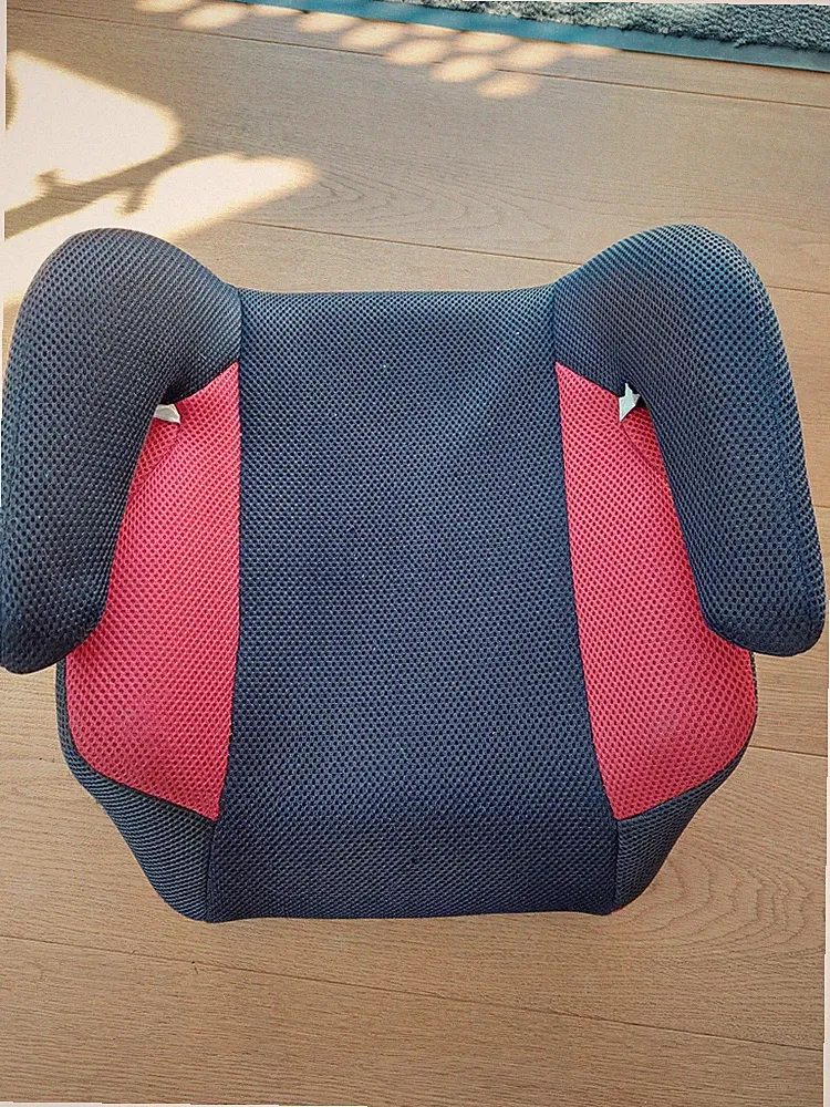 Sitzerhöhung für Kinder im Auto Schwarz-Rot 15-36kg
