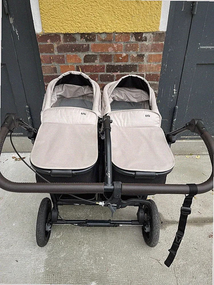 TFK Duo Zwillinge- oder Geschwisterkinderwagen mit 2 Kombieinheiten
