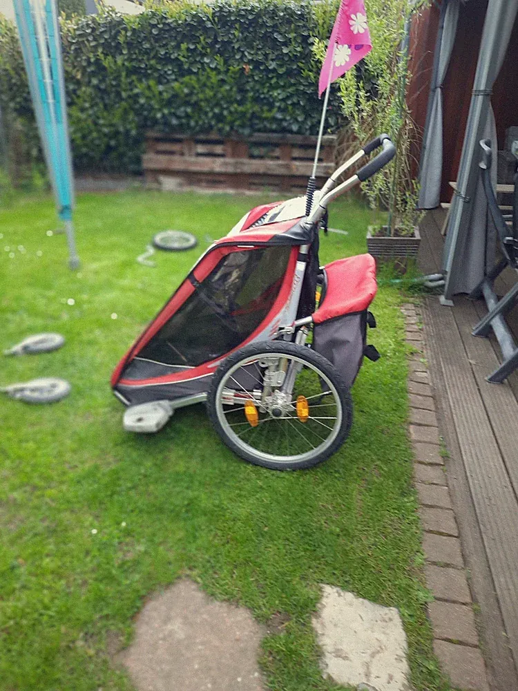 Thule Chariot Cougar 2, Gebraucht. Mit Viel Zubehör.