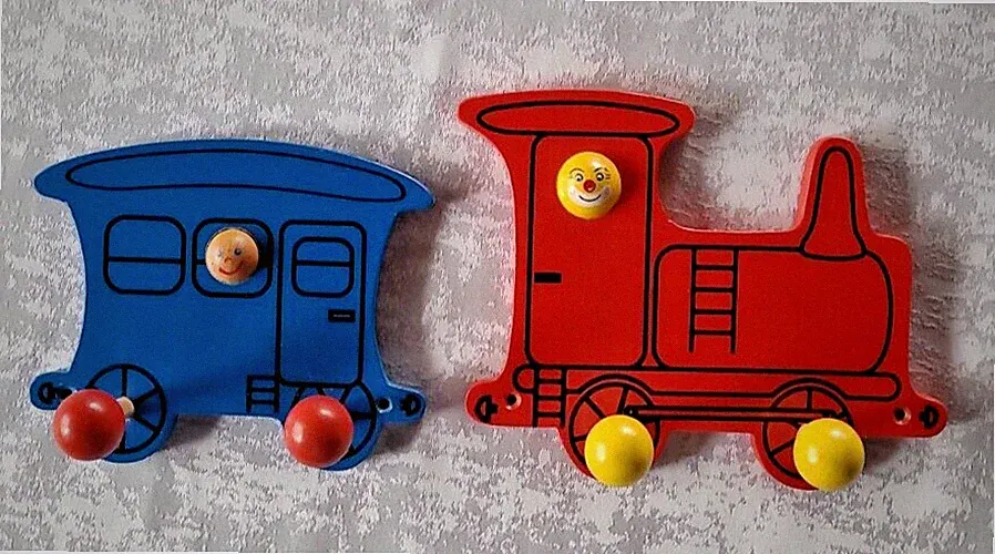 Wandgarderobe Kinder Lokomotive u Wagen Rot Blau Holz 4 Haken