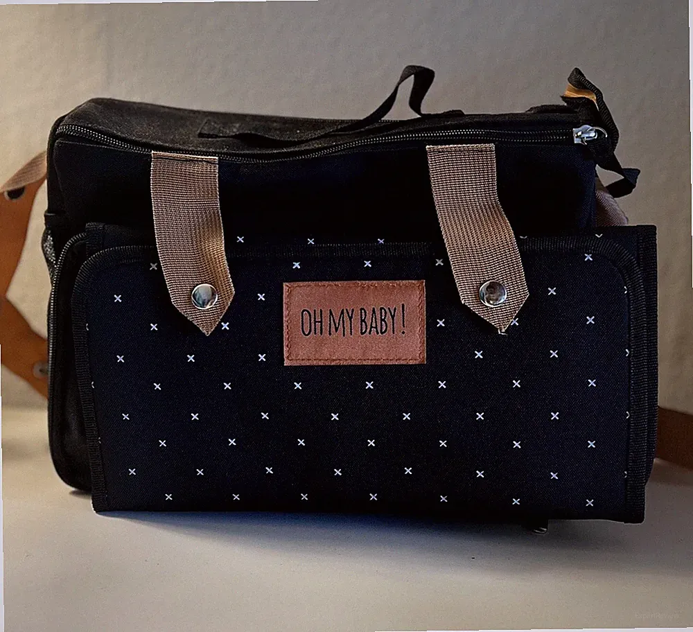 Wickel Hängetasche + Befestigung Kinderwagen, Schwarz, Punkte, Mit Schrift
