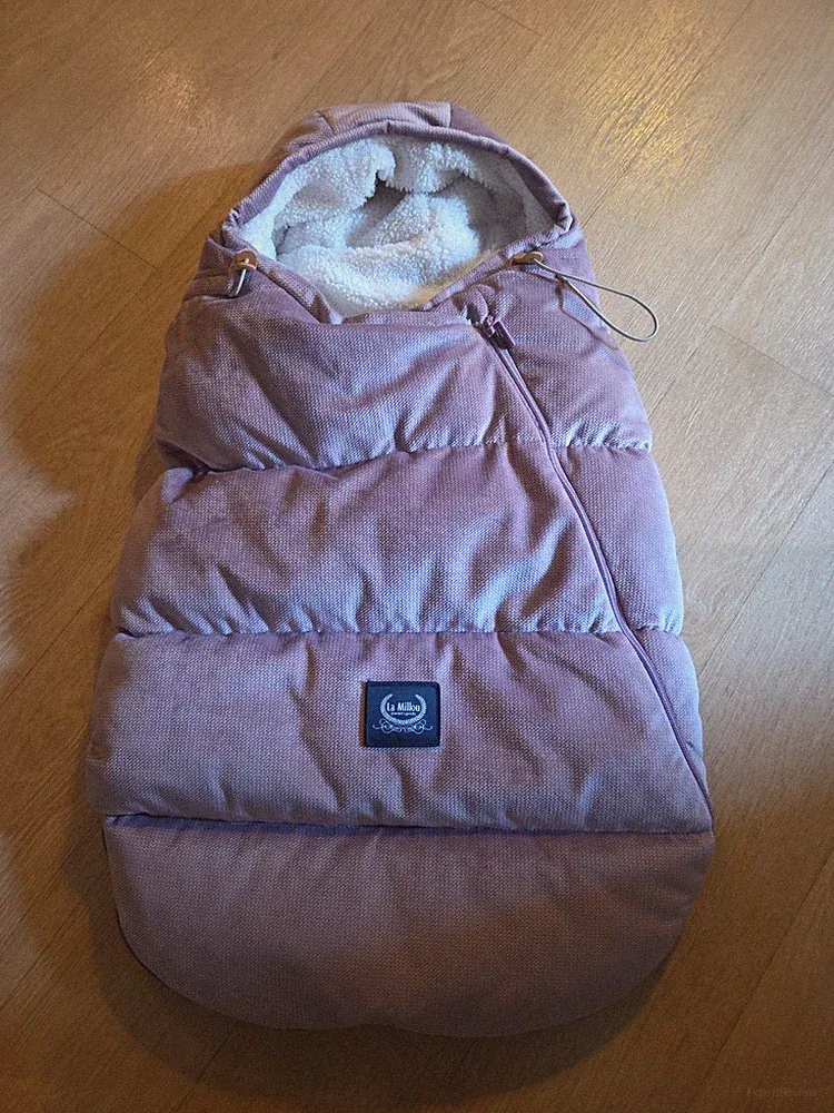 Wintersack für Kinderwagen. Für Neugeborene. Wie Neu . Sehr warm und kuschlig