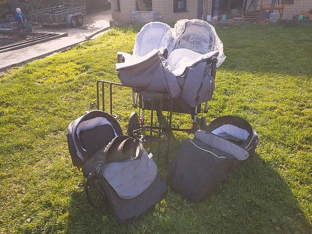 Zwillings Kinderwagen, Geschwisterwagen